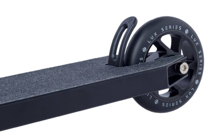 Cамокат Striker Lux Youth Black