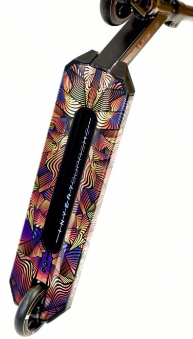 Invert Supreme Jamie Hull Scooter Holographic